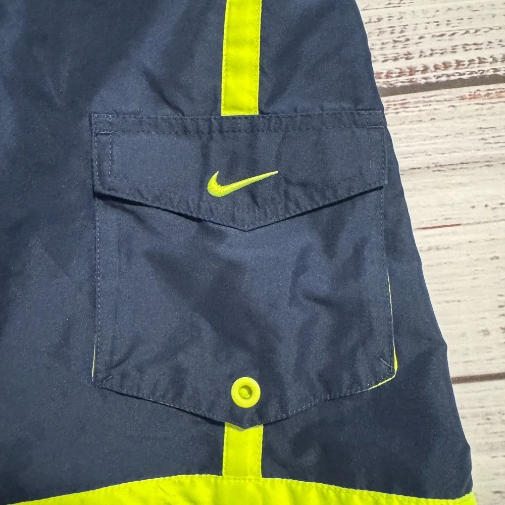 Vintage 00s Nike‎ Swim Trunks Hybrid Shorts Blue and Green Men's Size XXL